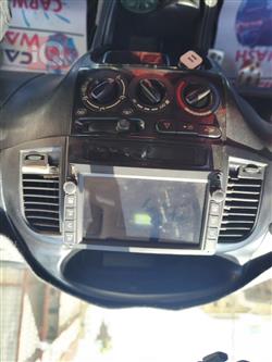 جيلي MK كروس